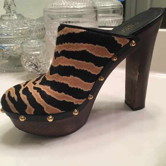 Gucci wooden heel clogs - Picture 3 of 5